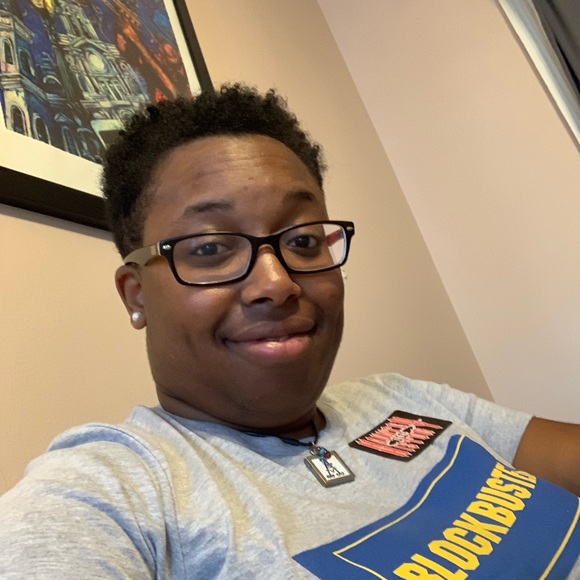 Meet your Posher, Ashley - Picture 1 of 1